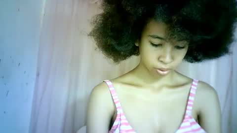 xenna610827 online show from 5, 3, 2025