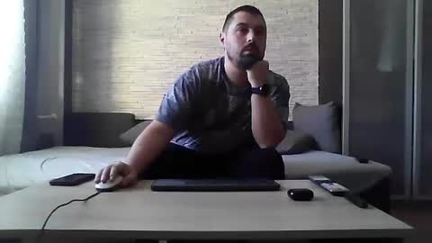 xfikusx44 online show from 17, 1, 2026