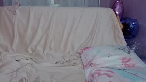 xHot Lina online show from 16, 12, 2024