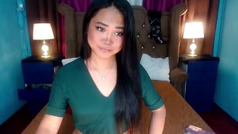 xhugesignificant69x online show from 7, 2, 2025