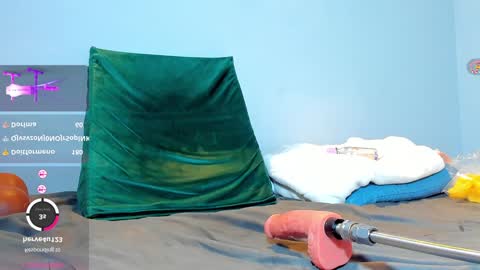 tifanny  online show from 19, 12, 2024