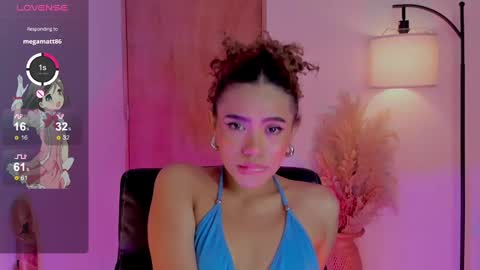 Snapshot of ximena_sotto1 chatting on 14, 12, 2024 camila online show from 14, 12, 2024