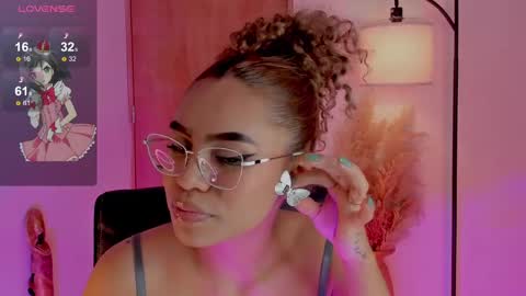 Snapshot of ximena_sotto1 chatting on 16, 1, 2025 camila online show from 16, 1, 2025