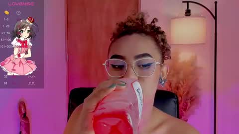 Snapshot of ximena_sotto1 chatting on 16, 1, 2025 camila online show from 16, 1, 2025