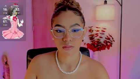 Snapshot of ximena_sotto1 chatting on 9, 10, 2025 camila online show from 9, 10, 2025