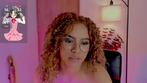 Snapshot of ximena_sotto1 chatting on 18, 10, 2025 camila online show from 18, 10, 2025