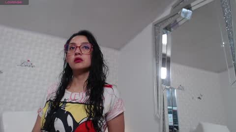 ximena suarez online show from 17, 1, 2025