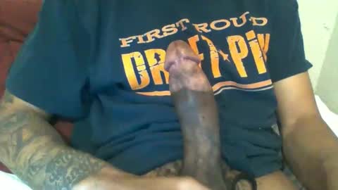 Snapshot of xjonathanxgx chatting on 13, 1, 2026 OmgItsSoFuckingBig online show from 13, 1, 2026