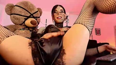 Dakota Tovar online show from 22, 3, 2026