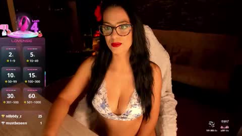 Lara online show from 22, 9, 2025