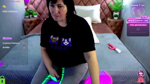 Snapshot of xlindamilfx chatting on 7, 12, 2024 Linda online show from 7, 12, 2024