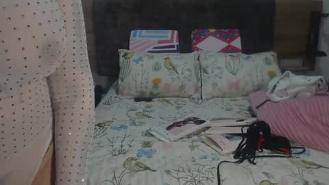 xlisbetx online show from 10, 1, 2025