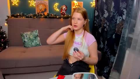 Chloe online show from 9, 12, 2024