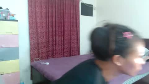 Snapshot of xlovely_destinyx chatting on 12, 2, 2025 Alice online show from 12, 2, 2025