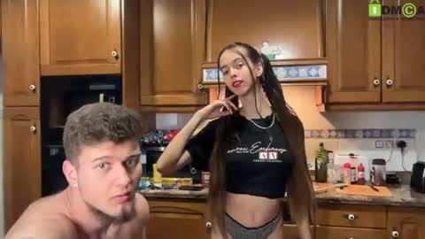Snapshot of xmaskedgirl888 chatting on 20, 6, 2026 Extreme Couple online show from 20, 6, 2026