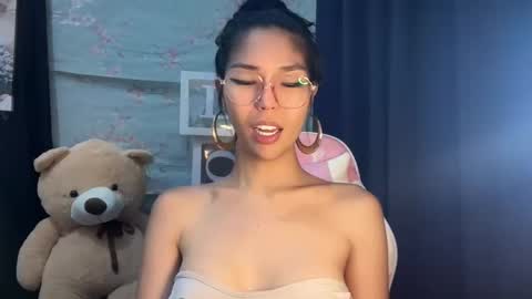 Sweet Monica online show from 4, 10, 2025