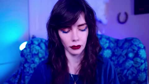 Bella Bondai online show from 7, 11, 2025