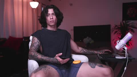   online show from 20, 1, 2025