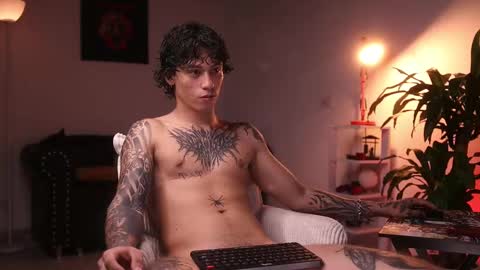   online show from 14, 2, 2025