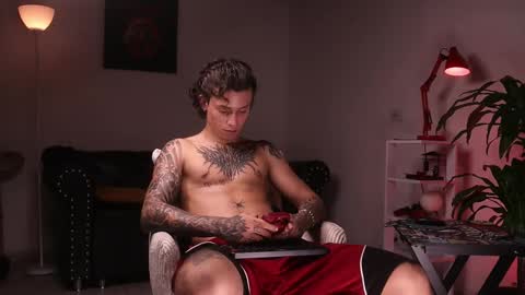   online show from 17, 2, 2025