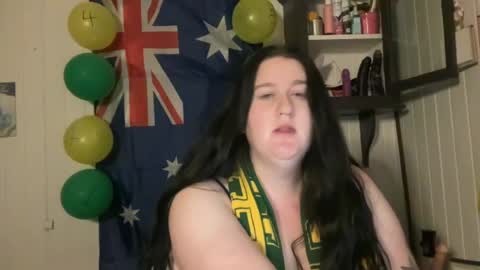 xopeachybaby online show from 5, 7, 2026