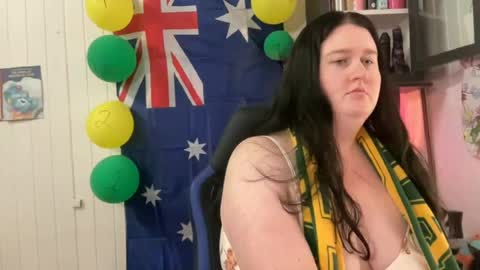 xopeachybaby online show from 8, 7, 2026
