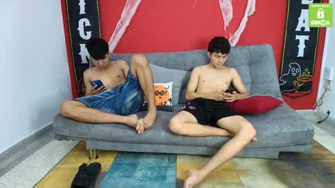 Snapshot of xperiencesx chatting on 1, 11, 2025 JAIDER CAMILA CAMILO online show from 1, 11, 2025