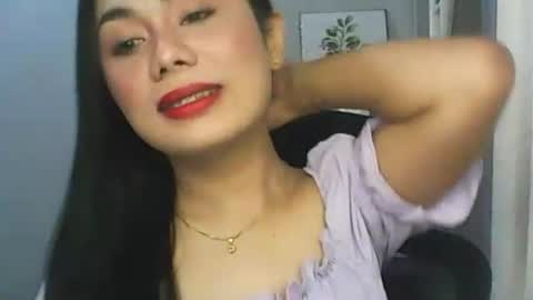 Snapshot of xqueen_beatricex chatting on 12, 10, 2025 Rodah online show from 12, 10, 2025