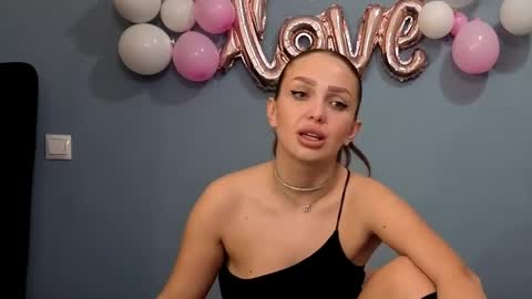 Snapshot of xsexycouples chatting on 14, 2, 2025 AnnaMaee online show from 14, 2, 2025