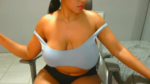 spykeXtee online show from 5, 7, 2026