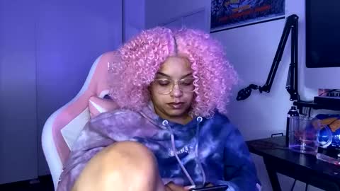 xStarGazingx online show from 8, 3, 2026