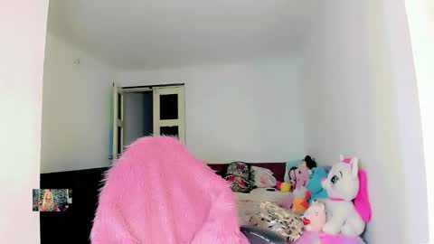 Femboy Exotic online show from 19, 1, 2025