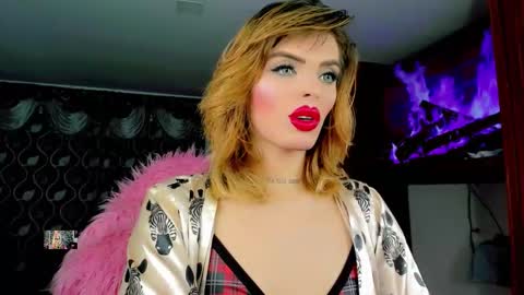 Femboy Exotic online show from 10, 9, 2025