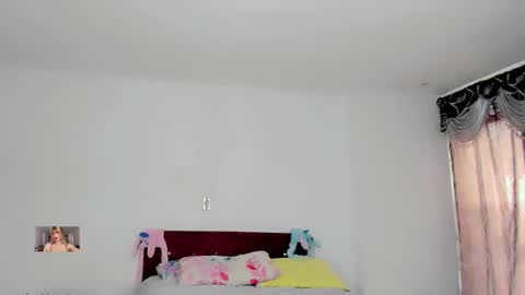 Femboy Exotic online show from 31, 10, 2025