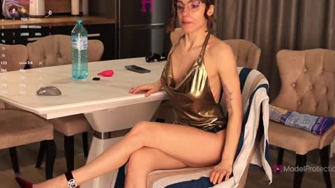 FrancyStepmom and YStepson    INTERESTED IN A GIRL-GIRL COLLABORATION  TEXT ME HERE  or INSTAGRAM online show from 21, 3, 2026