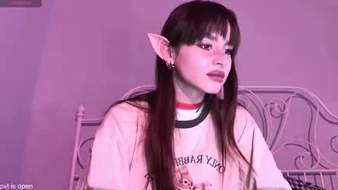 Snapshot of xx_lily chatting on 16, 12, 2025 Lily online show from 16, 12, 2025