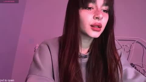 Snapshot of xx_lily chatting on 23, 12, 2025 Lily online show from 23, 12, 2025