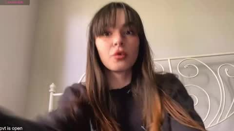 Lily online show from 19, 5, 2026
