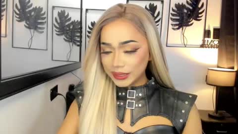 xxasian_goddessxx online show from 13, 5, 2026