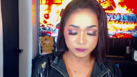 xxasian_goddessxx online show from 28, 5, 2026