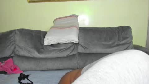 Xxchanel online show from 9, 11, 2025