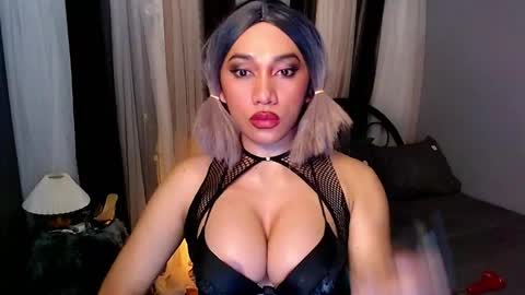 Snapshot of xxcinddyxx chatting on 6, 3, 2025 cinddy online show from 6, 3, 2025
