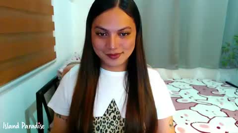 Snapshot of xxjulielovesyouxx chatting on 23, 6, 2026 July online show from 23, 6, 2026