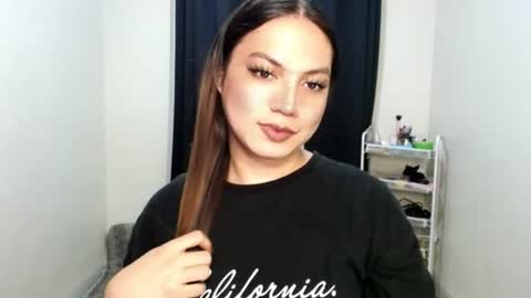 Snapshot of xxjulielovesyouxx chatting on 13, 7, 2026 July online show from 13, 7, 2026