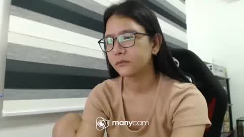  Kaycee  online show from 9, 10, 2025