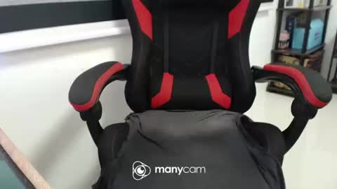  Kaycee  online show from 19, 12, 2025