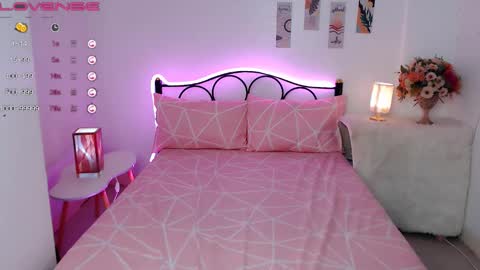 Pau Madrigal online show from 17, 12, 2024