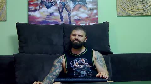 Snapshot of xxtreamleonard chatting on 10, 12, 2024 Xtream Leonard online show from 10, 12, 2024