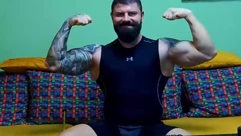 Snapshot of xxtreamleonard chatting on 9, 2, 2025 Xtream Leonard online show from 9, 2, 2025