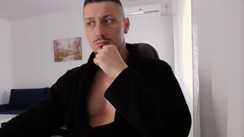 xxx_alejandro online show from 4, 12, 2025